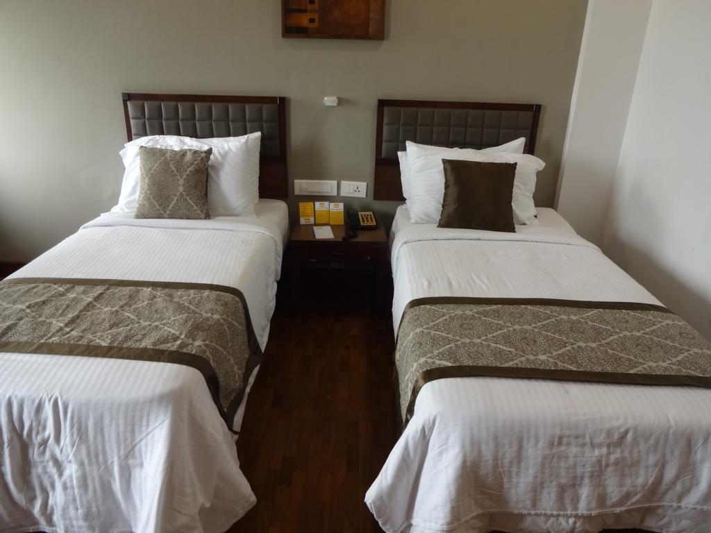 Keys Select By Lemon Tree Hotels, Malabar Gate, Kozhikode Exterior photo