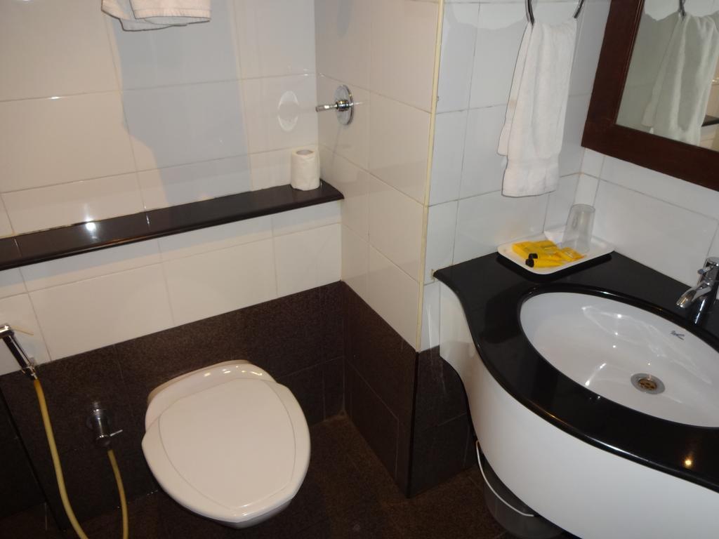 Keys Select By Lemon Tree Hotels, Malabar Gate, Kozhikode Exterior photo